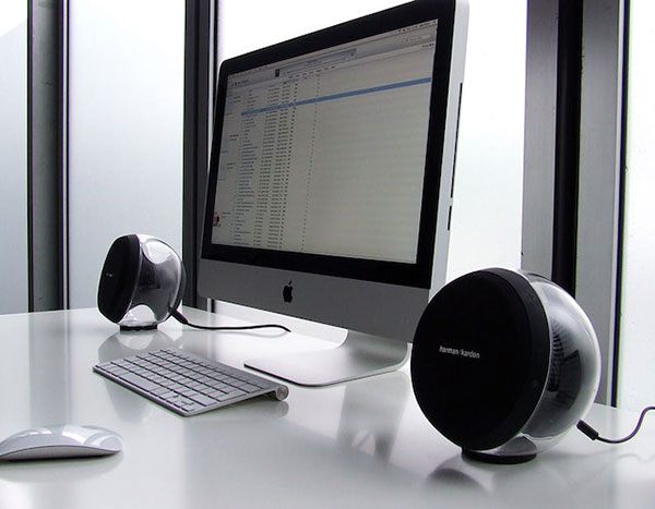 Nova-2.0-Wireless-Bluetooth-Stereo-Speaker-System-2