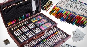 11-Best-Artist-Kits-for-Painting,-Drawing-&-Sketching