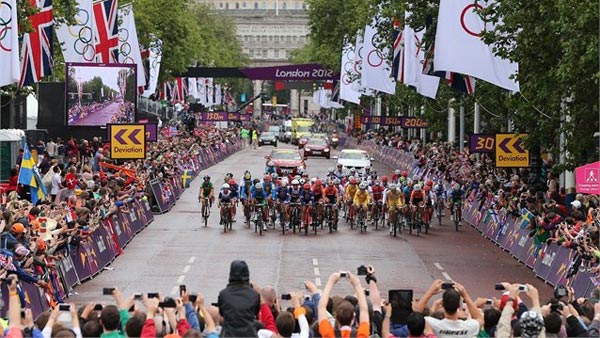 Road-Race-Cycling-The-Mall-HD-Wallpaper