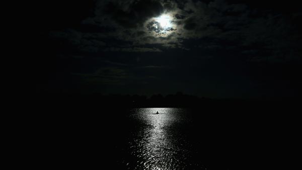 Single-Scull-Rowing-HD-Wallpaper