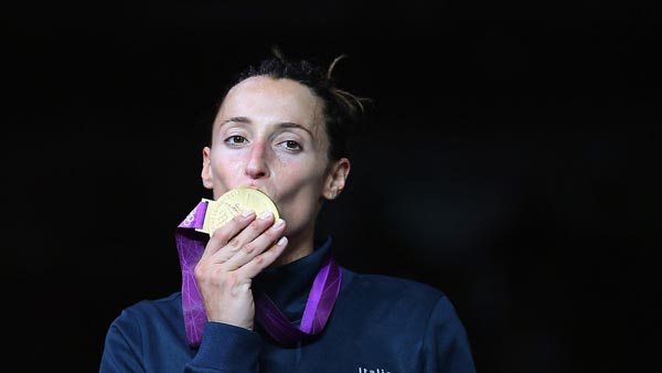 kissing-Gold-Medal-Wallpaper-HD