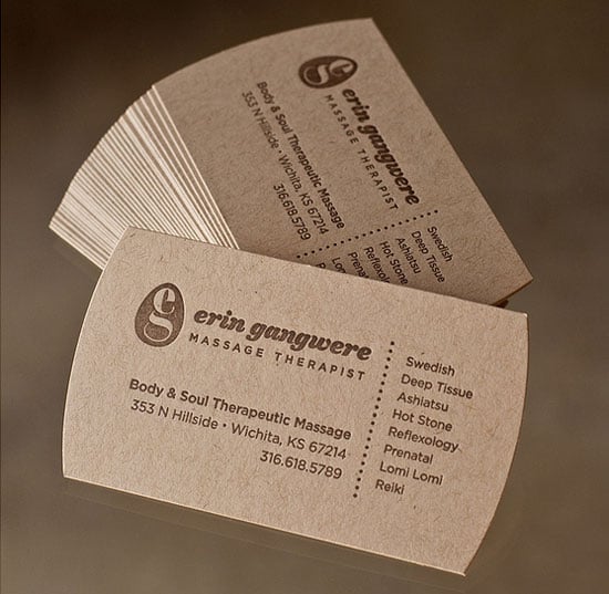 Top 6 Important Things To Add In Business Cards