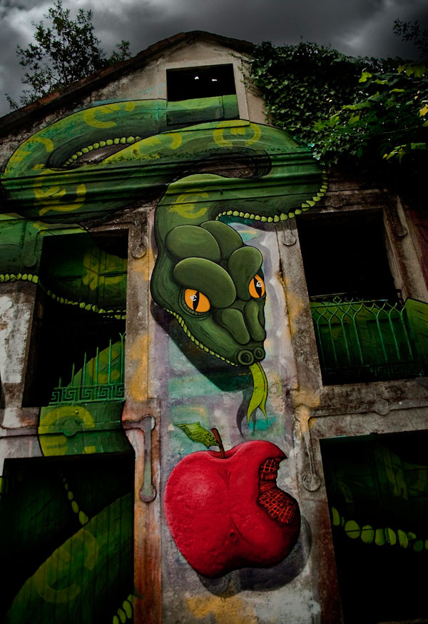 30+ of the Coolest Street Art Murals Around the World