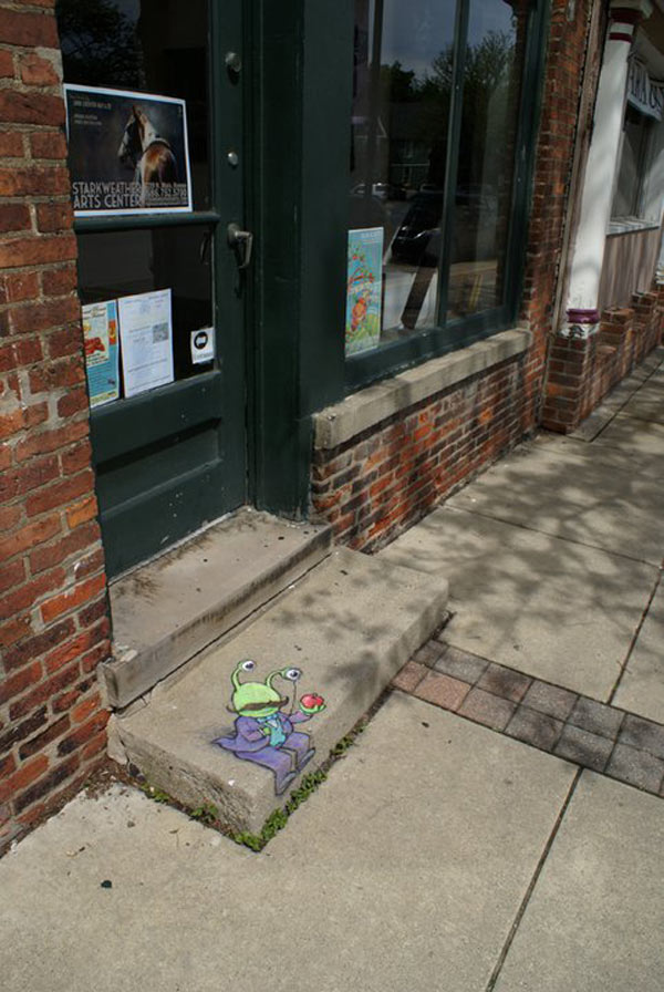Amazing-Street-art-of-David-Zinn-Sluggo (67)
