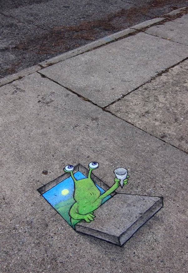 Amazing-Street-art-of-David-Zinn-Sluggo (44)