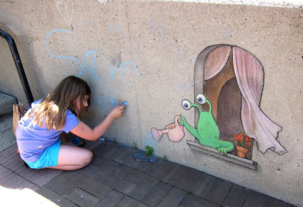 Amazing-Street-art-of-David-Zinn-Sluggo (26)