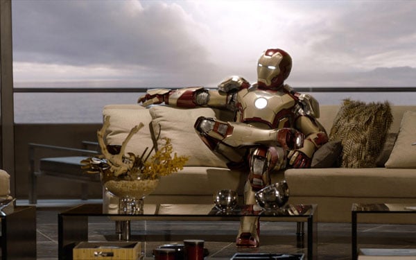 Tony-Stark-Iron-Man-3-wallpaper-hd-2