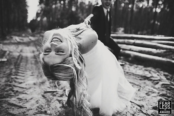 35-Best-Wedding-Photos-From-Fearless-Photographers- (20)