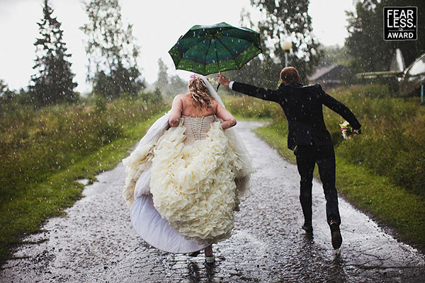 35-Best-Wedding-Photos-From-Fearless-Photographers- (6)