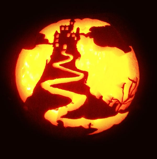 Spooky-Castle-pumpkin-carving-Fake-Pumpkin-2015