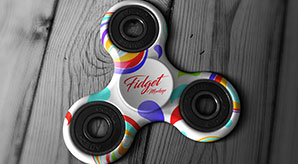 Free-Tri-Fidget-Spinner-Hand-Toy-Mockup-PSD-File