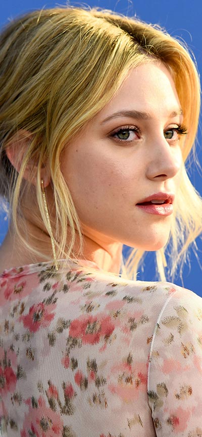 lili_reinhart_iPhone-Xs-Wallpaper