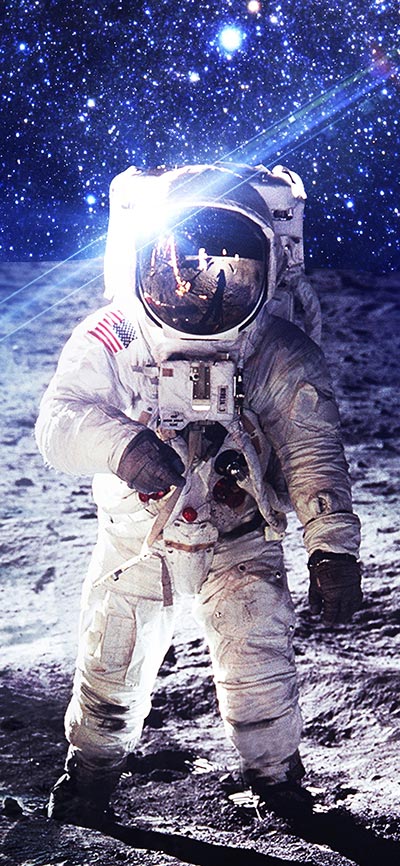 nasa_astronaut_on_moon_iPhone-Xs-Wallpaper
