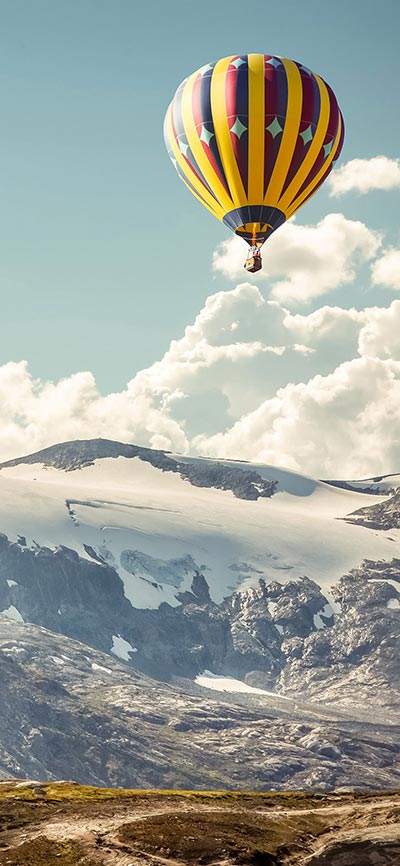breathtaking_mountains_iPhone-X-Wallpaper