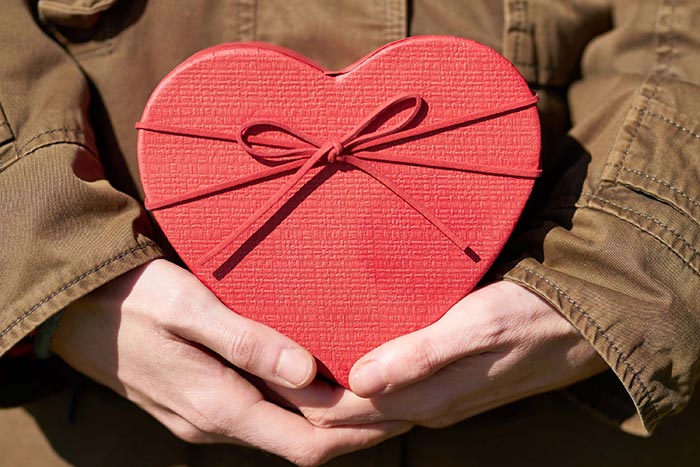Heart-Shape-Gift-Box-Stock-Image