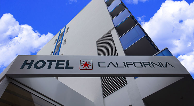 Download Free Hotel Fascia Logo Mockup PSD | Designbolts