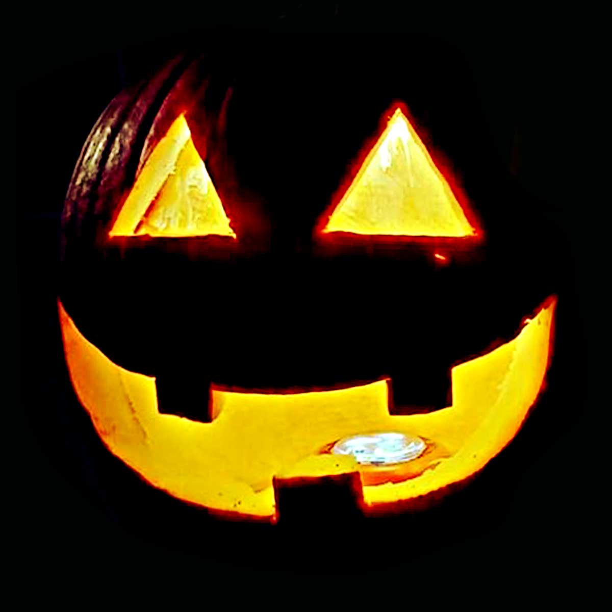 30 Halloween Simple Pumpkin Carving Ideas 2020 For Kids Beginners tumblr-nwckcf2vn21usl16io2-1280-jpg-1079-1920-creative-pumpkin