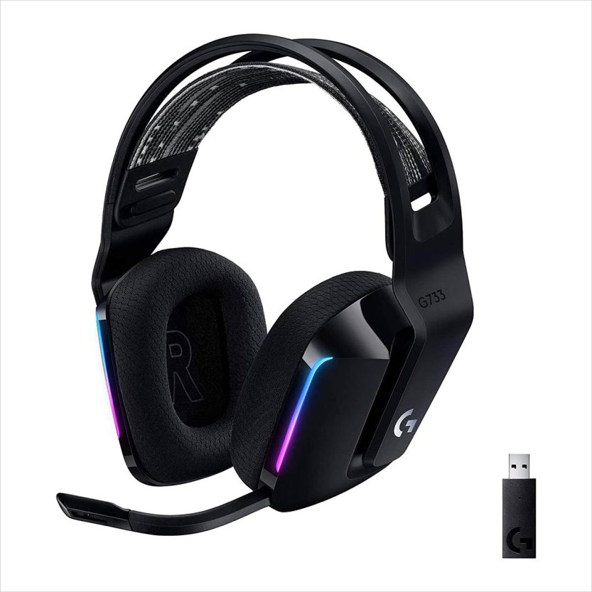 10 Best Wireless Gaming Headphones 2023 with Microphone Designbolts